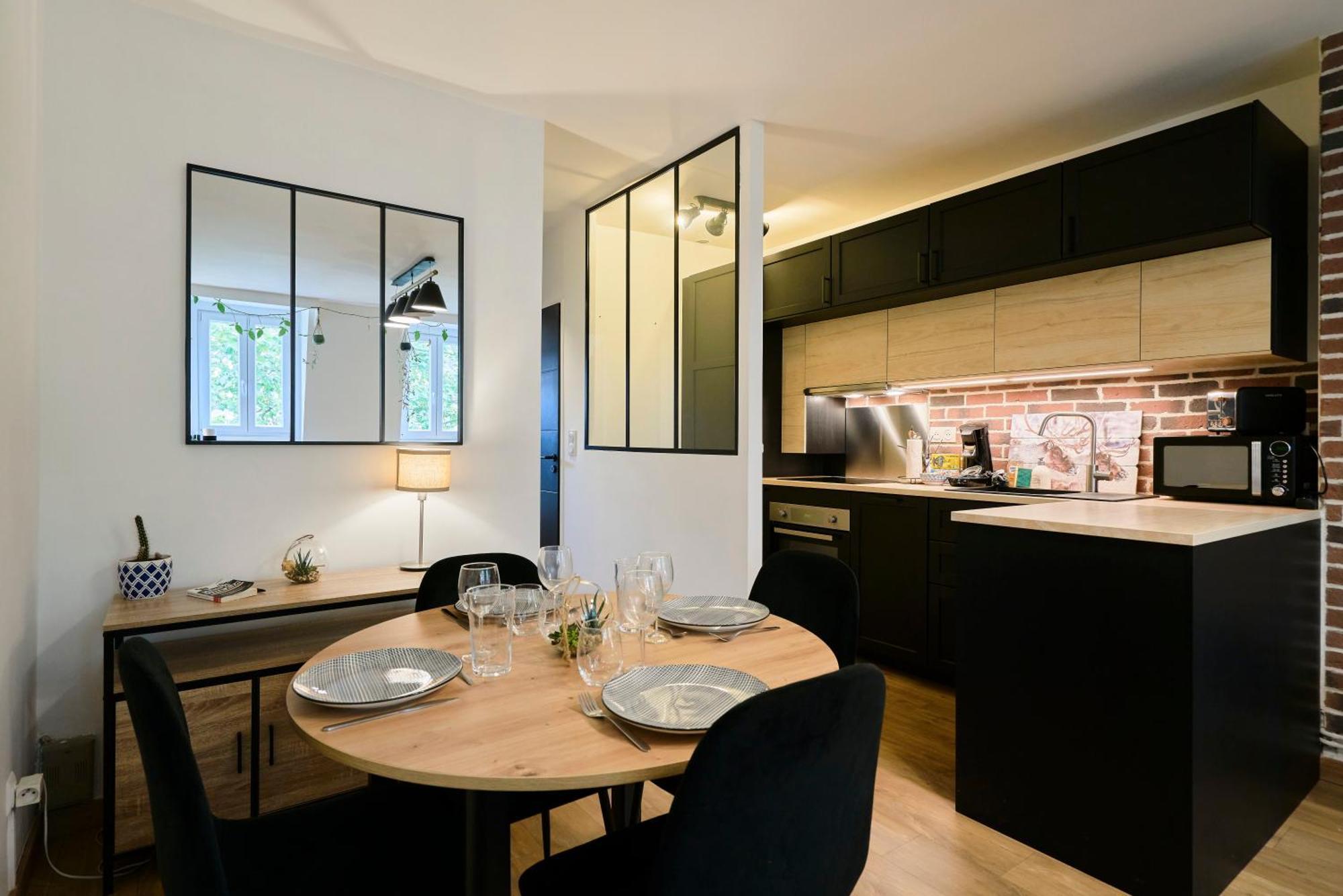 Beaux Arts - Les Demeures D'Adrien Apartment Лил Екстериор снимка